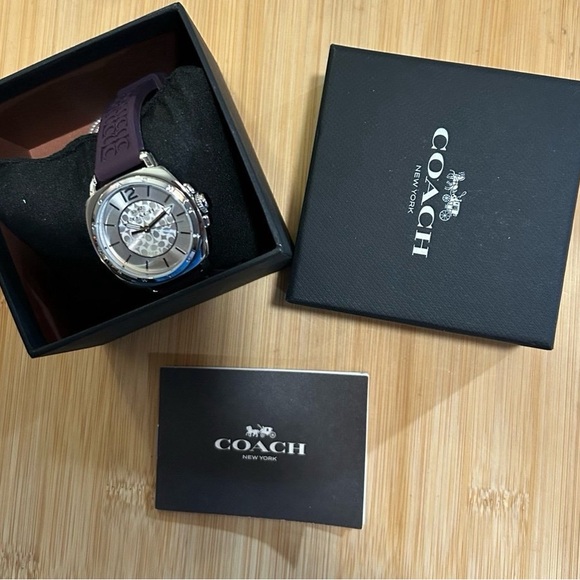 Coach Boyfriend Watch With 34mm Silver Face & Plum Coach Signatu Rubber Band. - Picture 4 of 5